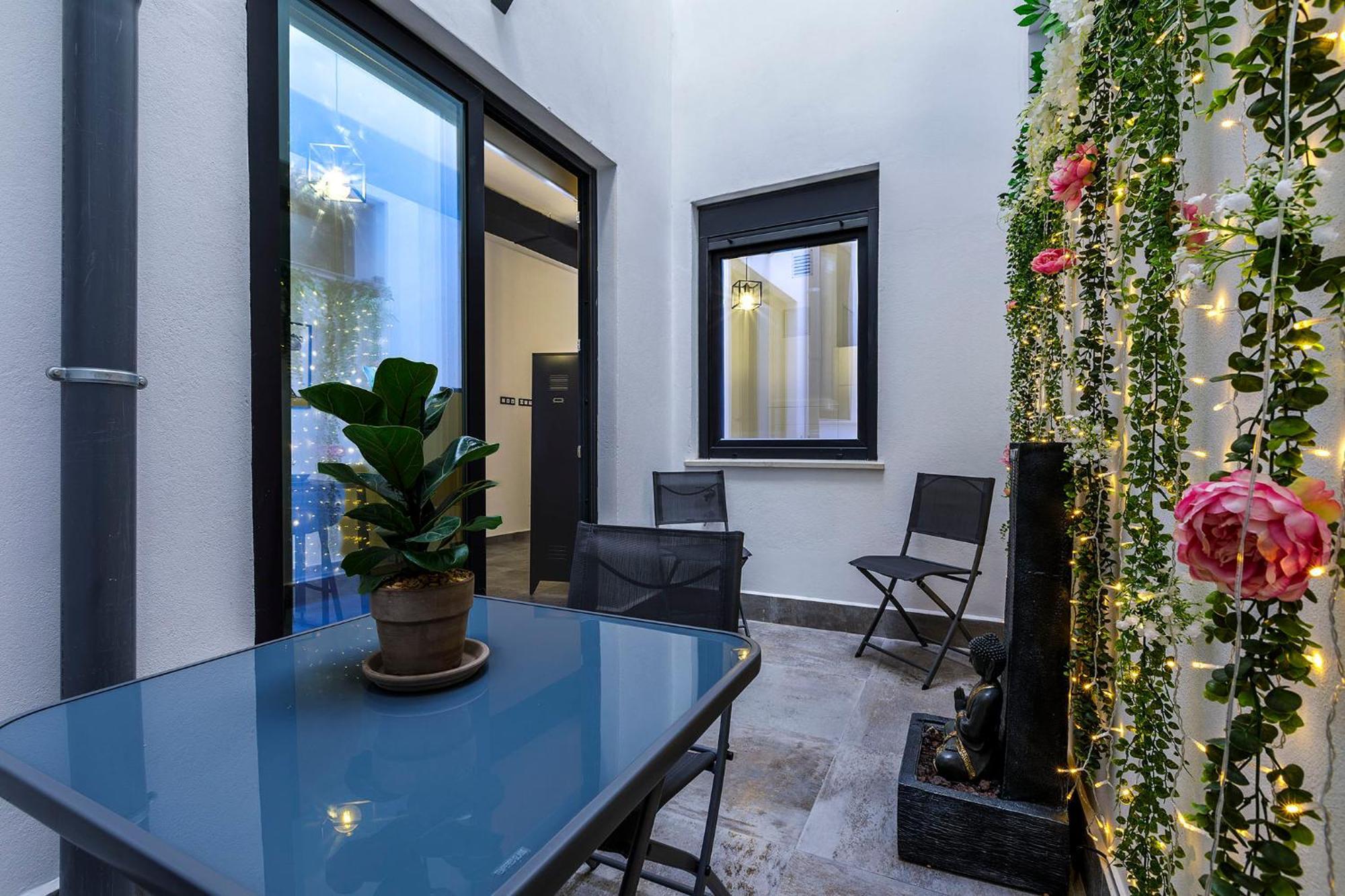 Loft Haven Lägenhet Málaga Exteriör bild